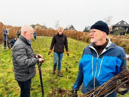 Zen.nl, Zen, meditatie, leren mediteren, bomen planten, stichting, Tommy Wieringa, klimaatcrisis, evolutie, broeikaseffect, erosie, betekenisvol, hoop, erfenis, toekomstige generaties, bos, leefbare wereld, gezonde lucht